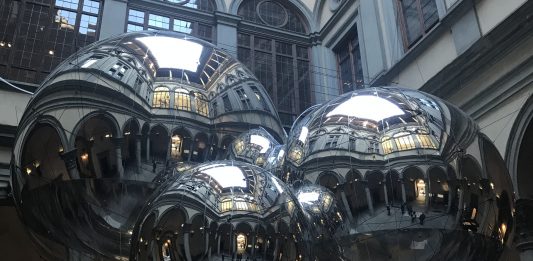 Tomás Saraceno a Palazzo Strozzi, Firenze Saraceno Palazzo Strozzi