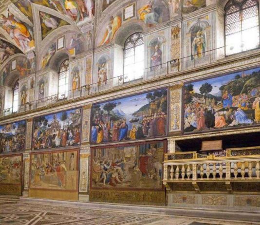Gli arazzi di Raffaello tornano nella Cappella Sistina dopo 400 anni