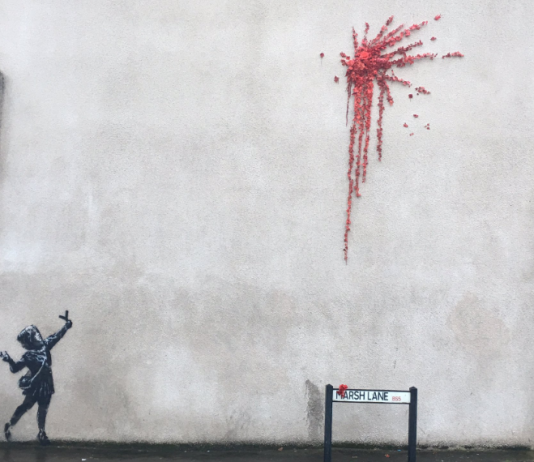 Banksy ha realizzato una nuova opera a Bristol per San Valentino La nuova opera di Banksy a Bristol per San Valentino