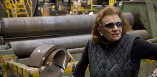 Addio a Beverly Pepper, pioniera della Land Art con la passione per l’Italia Beverly Pepper