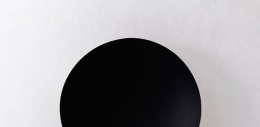Anish Kapoor e il Vantablack? A Venezia le prime opere nel 2021 Kapoor Vantablack Venezia