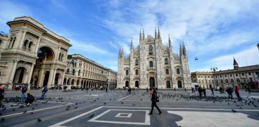 Hashtag e solitudini