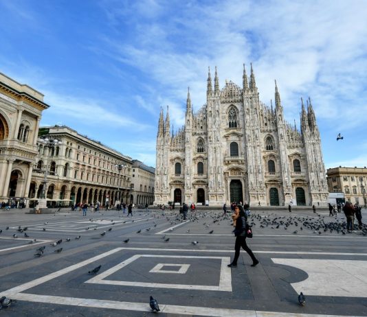 Hashtag e solitudini