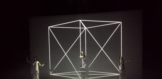 La sezione aurea tra corpi e realtà virtuale di Leonardo Diana In sezione aurea