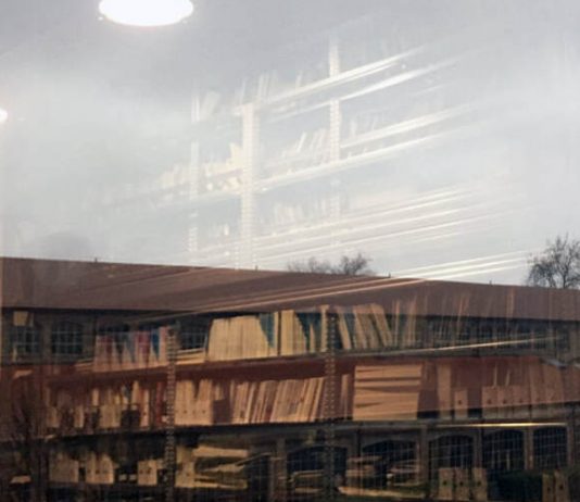 #iorestoacasa con quattro progetti e call di artisti e curatori su Instagram