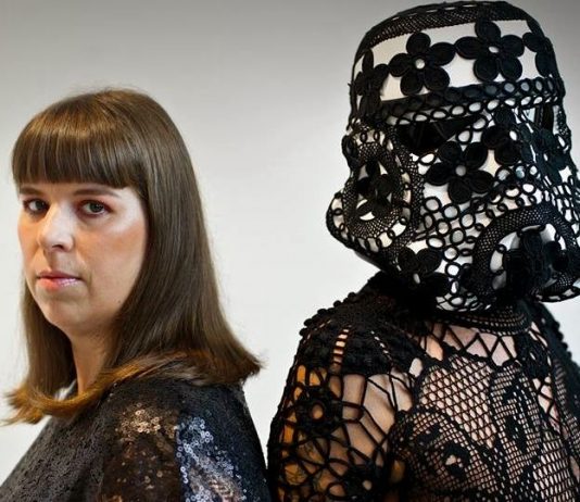 Arte e femminismo: Joana Vasconcelos allo Yorkshire Park Joan Vasconcelos