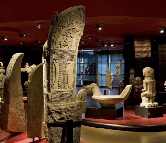 Colonialismo e musei: le riflessioni di Ariella Azoulay, per disimparare