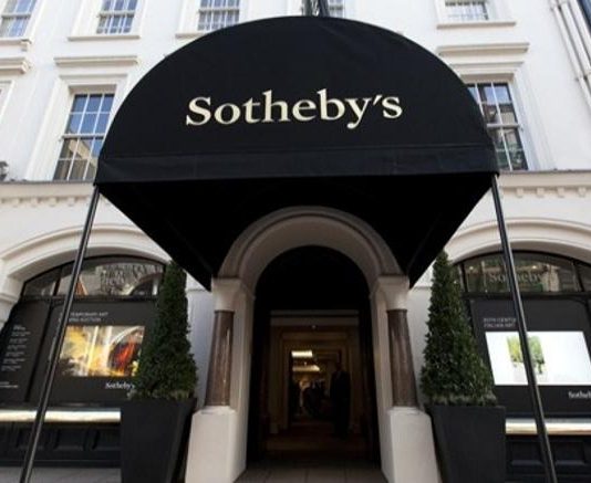 Sotheby’s chiude tutto, o quasi. E punta sull’online sotheby's chiude