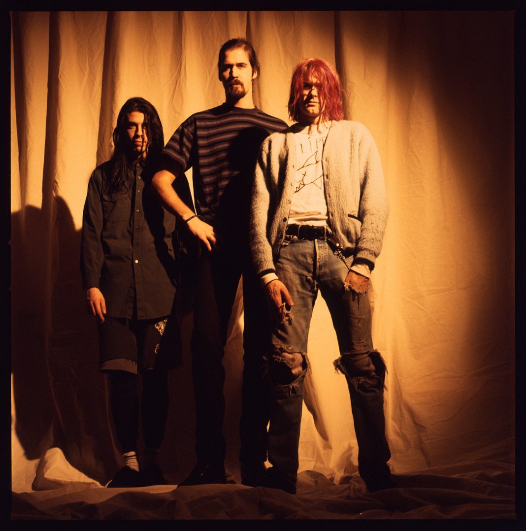 Peterson / Lavine – Come as you are. Kurt Cobain and the Grunge Revolutionhttps://www.exibart.com/repository/media/2020/03/©Michael-Lavine-2020-pic-1068x1078.jpg