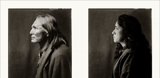 Se si ammala l’elefante #3: vita e arte in India, durante e dopo il Covid-19 An Indian from India - Red/Brown courtesy Annu Palakunnathu Matthew and sepiaEYE