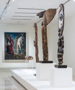 Sullo sfondo Max Ernst, Collezione Guggenheim, Migranting Objects