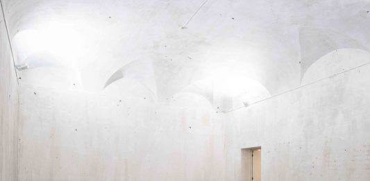 Gallerie ai tempi del distanziamento sociale: Pinksummer pinksummer covid-19