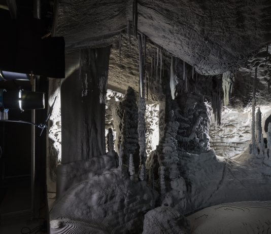 Thomas Demand, Processo Grottesco, Fondazione Prada Thomas Demand, Processo Grottesco, 2015. Foto Attilio Maranzano. Courtesy Fondazione Prada