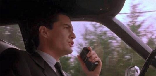 Kyle MacLachlan invita i fan di Twin Peaks a una proiezione collettiva (online)