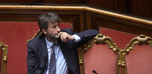 Franceschini: «Nessun artista sarà dimenticato». Pronti 20 milioni per extra Fus Il Ministro Dario Franceschini