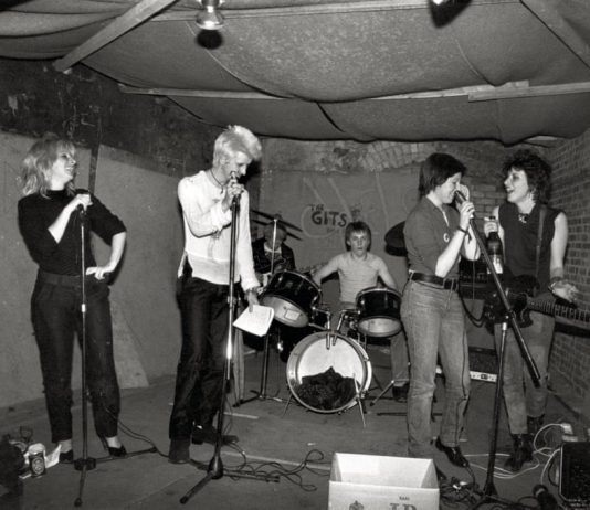 The Young Punks: le origini del punk, negli scatti di Sheila Rock