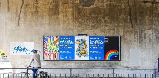 Poster for the People: la campagna per diffondere positività nelle strade Poster for the people