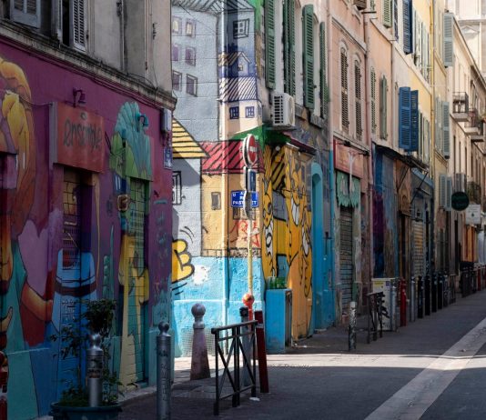 Manifesta unisce Marsiglia. Online, per ora Marsiglia