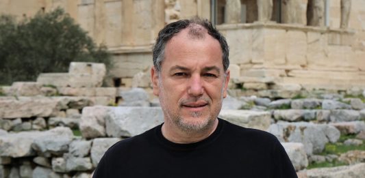 ‘Poster Quotidiano’: intervista a Adrian Paci Adrian Paci