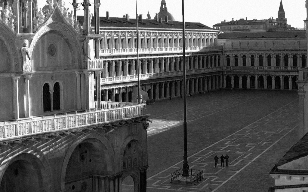Immagini Italia durante lockdown, via SkylineWebcams