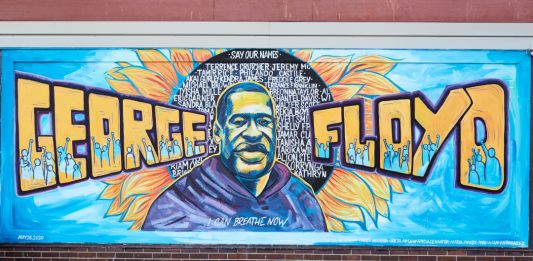 exibart.artworld: il giro del mondo dell’arte in sei notizie Tra le notizie del mondo dell'arte di questa settimana, il murales realizzato in onore di George Floyd (Foto: Artyom Tonoyan)