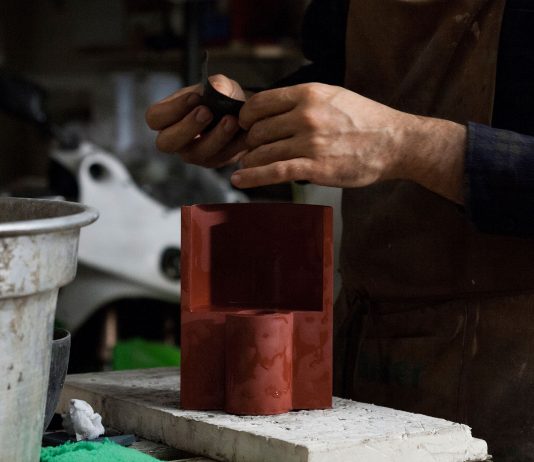 La sfida handmade e homemade di Plato Design, con la lampada Esse