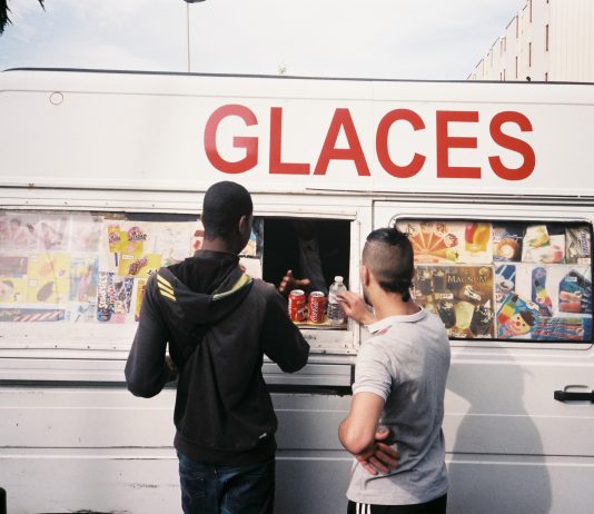Il meglio della fotografia emergente per Circulation(s), a Parigi. Dal vivo