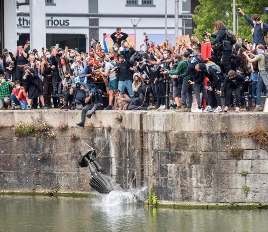 Da Mosè a Colombo, passando per Montanelli: l’iconoclastia per un cambiamento