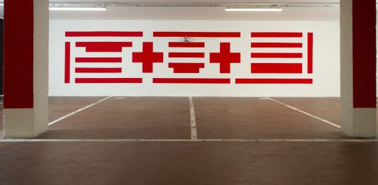 Art Drive-In Generali: la mostra nel garage sotterraneo. Intervista a Massimo Minini