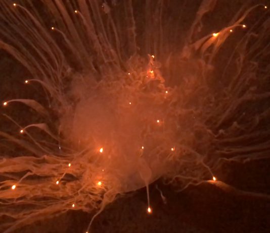 Reagente di Stefano Cagol, una reazione chimico-artistica sul web Reagente