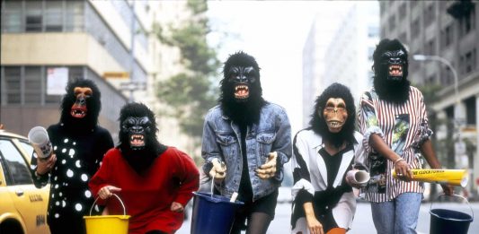Le Guerrilla Girls in prima linea per il movimento Black Lives Matter