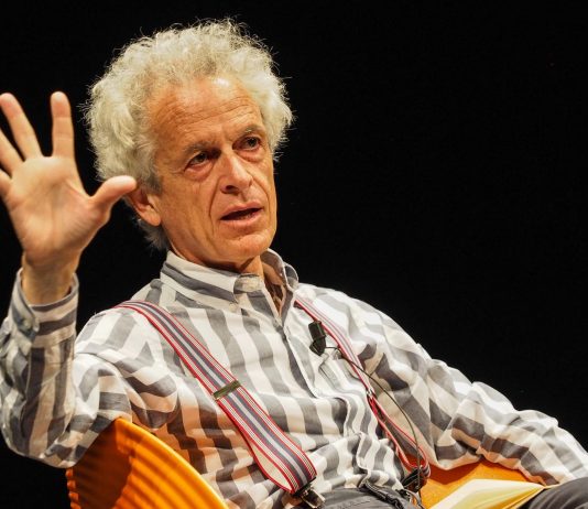 Sul filo tra Oriente e Occidente: Federico Rampini per exibart.podcast