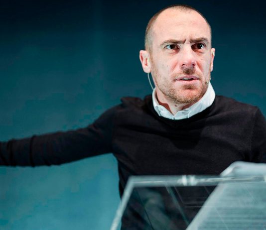 Elio Germano: fiducia e segnali d’allarme Elio Germano