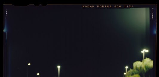 Stranger Fruit: le fotografie di Jon Henry, tra pietas e police brutality