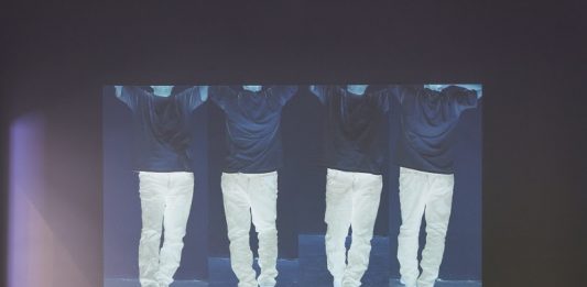 I passi di Bruce Nauman in Laguna: nel 2021, la mostra a Palazzo Grassi Bruce Nauman, Contrapposto Studies, I through VII, 2015-16. Pinault Collection and Philadelphia Museum of Art. © Bruce Nauman / Artists Rights Society (ARS), New York