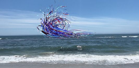 exibart.artworld: il giro del mondo dell’arte in sei notizie Fort Tilden-Rockaway Beach, New York - Inquadrando la zona, si potrà ammirare Liberty Bell, l'ultimo lavoro di Nancy Baker Cahill. Questa è solo una delle tante notizie dal mondo dell'arte che vi aspettano questa settimana (Nancy Baker Cahill via Art Production Fund)