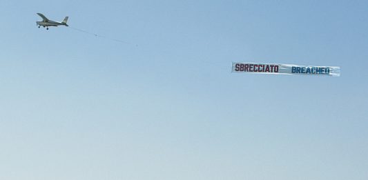 Weiner e MACRO: la mostra nel cielo del litorale, ogni mattina