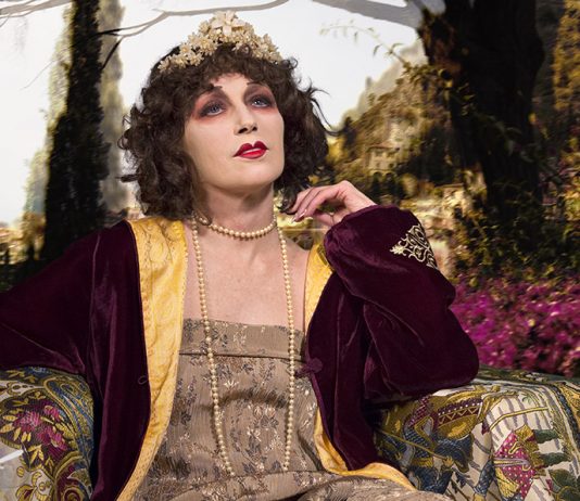 “Non ripristiniamo i compartimenti solo per signore” Cindy Sherman. Untitled #582 (détail), 2016. Courtesy of the artist and Metro Pictures, New York © 2019 Cindy Sherman