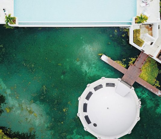 Anthenea: la futuristica casa galleggiante e trasportabile, ispirata a 007