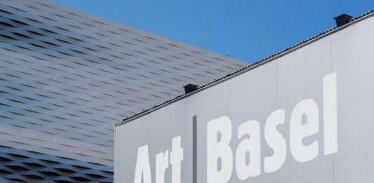 James Murdoch investe su MCH, il gruppo proprietario di Art Basel