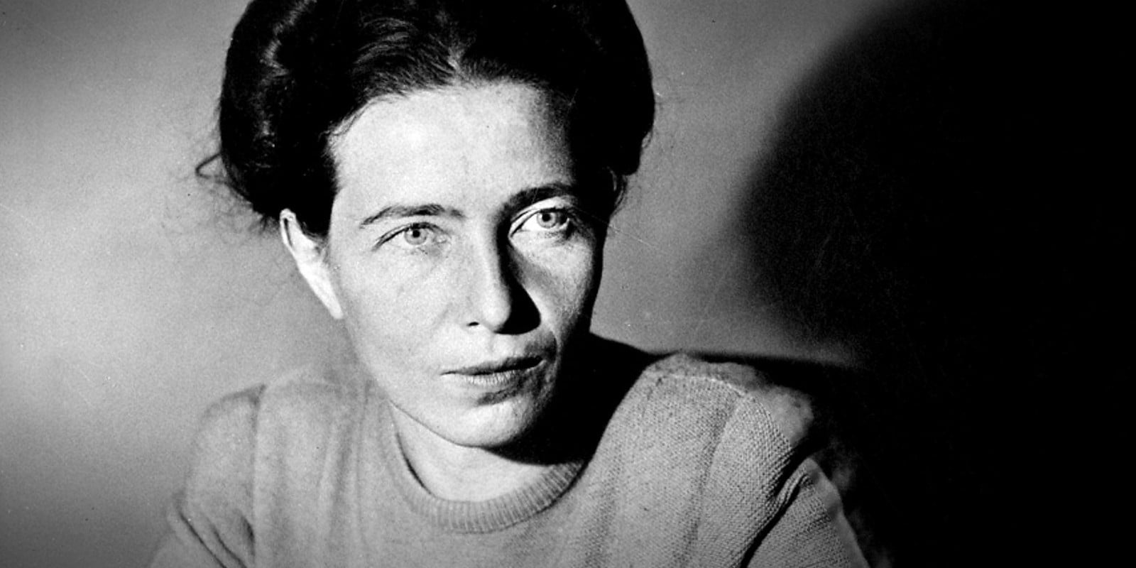 Tra le notizie dal mondo dell'arte di questa settimana, il carteggio di Simone de Beauvoir con lettori e lettrici che le chiedevano consigli personali, demolendo qualche tabù