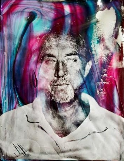 Marcin Gierat – Man in the glasshttps://www.exibart.com/repository/media/2020/08/z-2.jpg