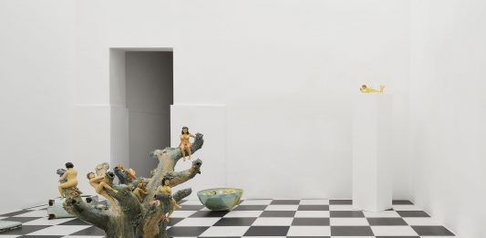 La ceramica dell’assurdo: confessioni di Urara Tsuchiya, in mostra da ADA UraraTsuchiya