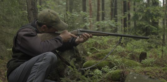La rimozione e le montagne: intervista a Micol Roubini La strada per le montagne, still
