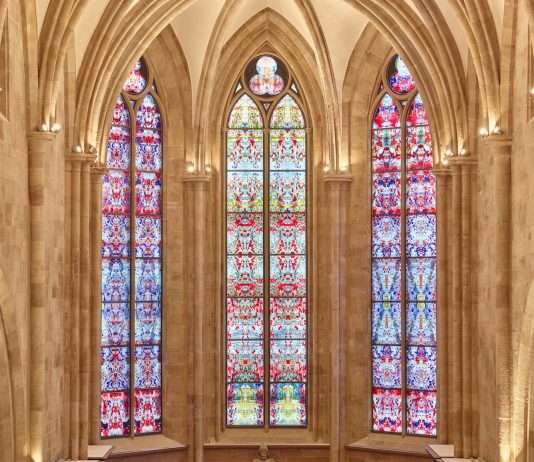 Le vetrate istoriate di Gerhard Richter per il monastero più antico della Germania
