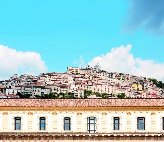 Le luci della ribalta è il festival che anima la Certosa di Padula