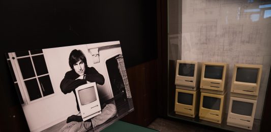 Alla scoperta di MEC, il museo-ristorante di Palermo dedicato ad Apple Il MEC di Palermo è il primo museo in Sicilia dedicato alla rivoluzione informatica di Apple