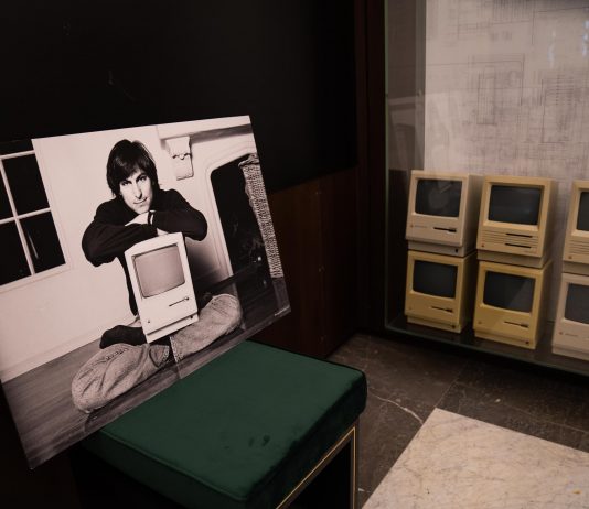 Alla scoperta di MEC, il museo-ristorante di Palermo dedicato ad Apple Il MEC di Palermo è il primo museo in Sicilia dedicato alla rivoluzione informatica di Apple