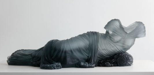 Venice Glass Week: alla Fondazione Berengo, il vetro è donna, con Unbreakable