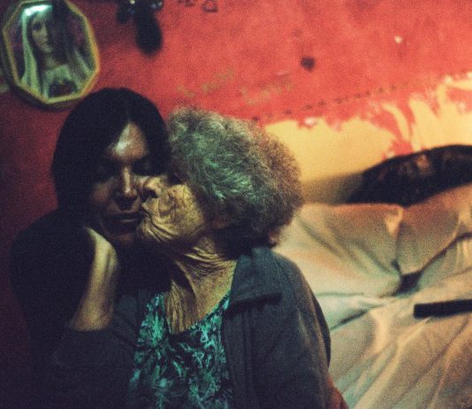 Storie di ordinaria non conformità: le foto di Jess Kohl al PAN di Napoli Foto di Jess Kohl in mostra al PAN di Napoli